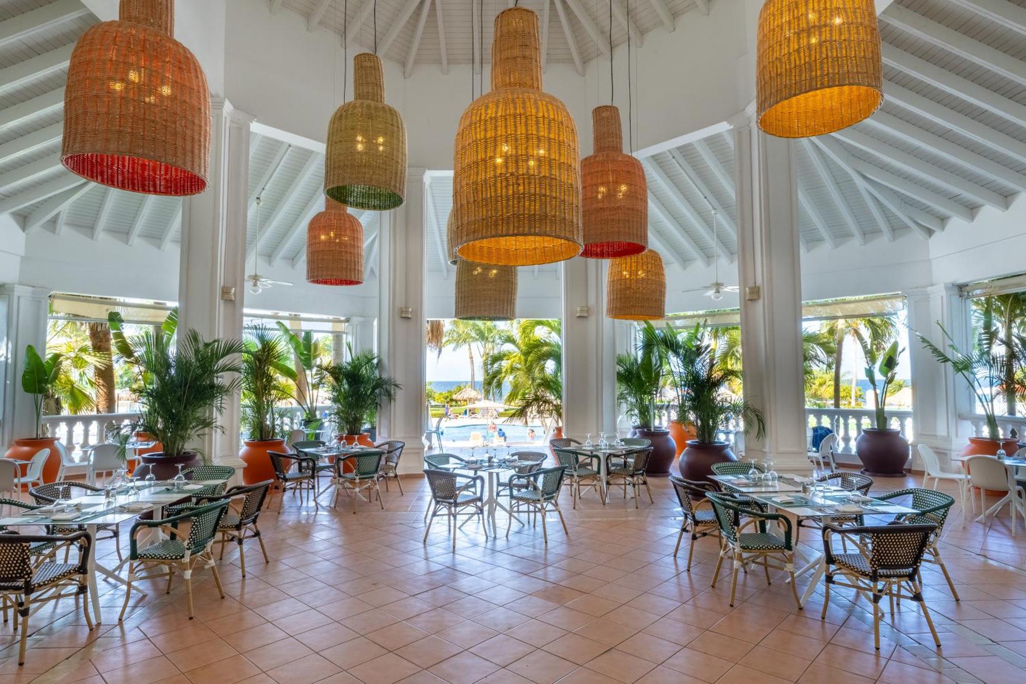 Bahia Principe Grand Jamaica (Adults Only) Hotel Runaway Bay Kültér fotó Restaurant at the Hotel